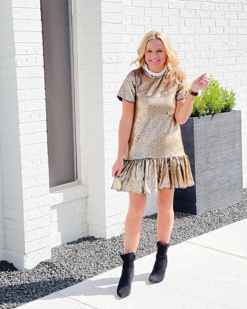 Boxy Sparkle Fit