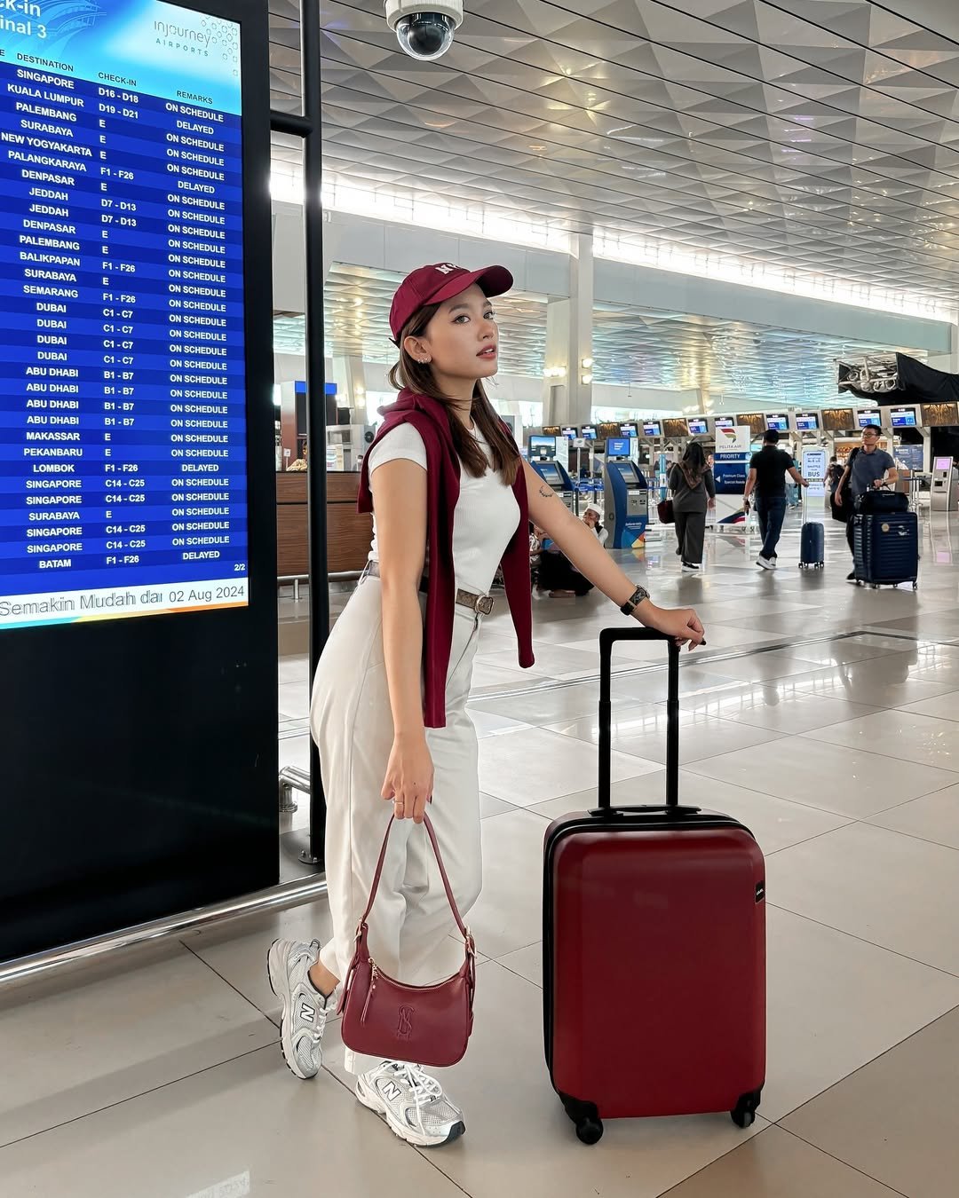 Burgundy & White Combo