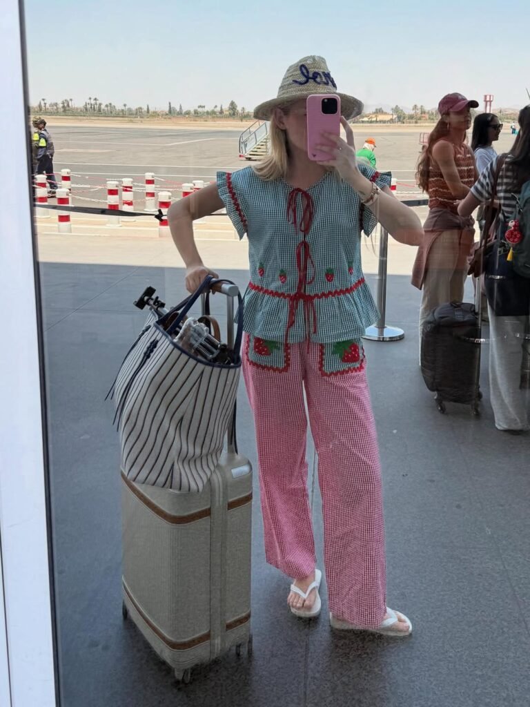 Fruity Airport Look