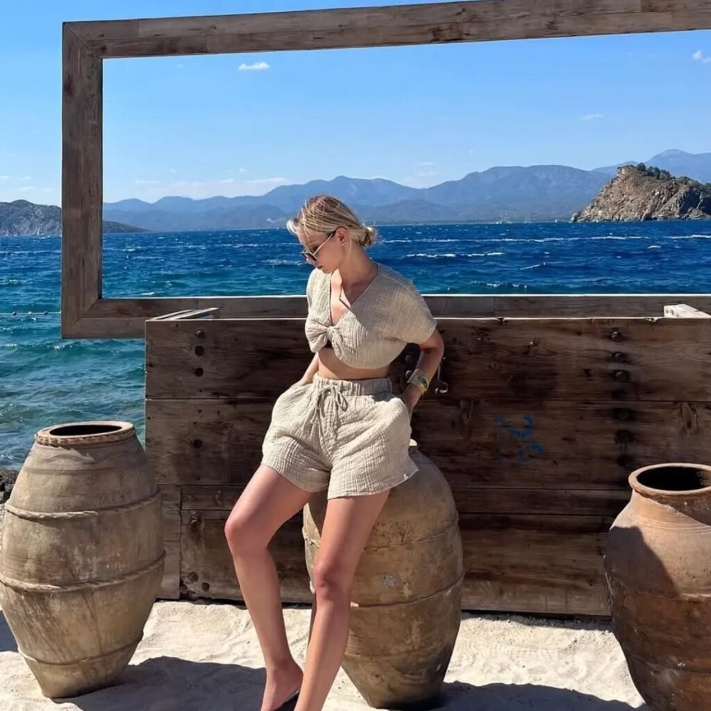 Textured Beach Outfits