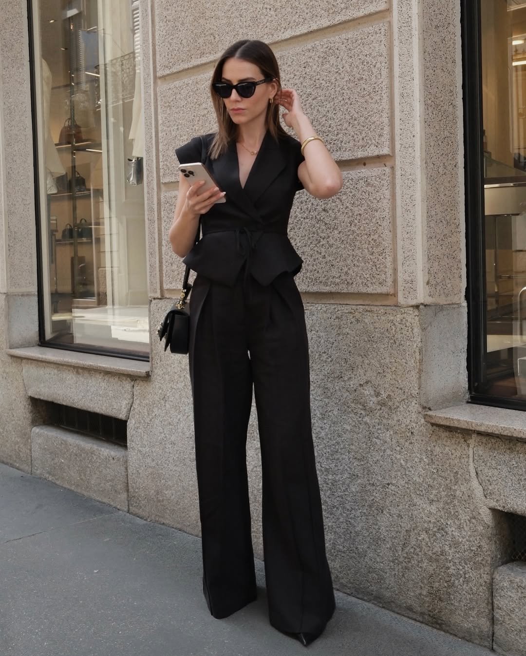 Crisp Business Crepe

