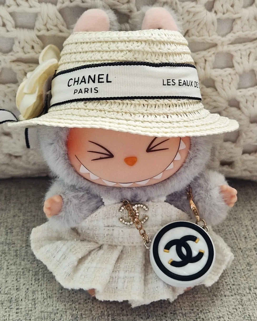Designer Picnic Look
