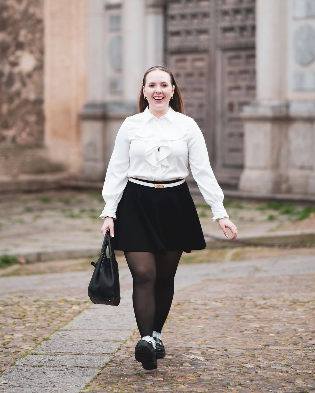 20 Hottest Black Skirt Outfit Ideas That Will Make You Stand Out 20 Hottest Black Skirt Outfit Ideas That Will Make You Stand Out