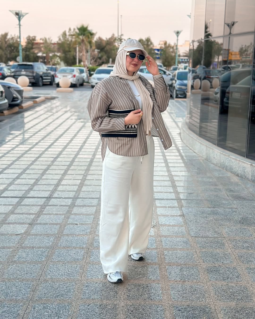 Lightweight Neutral Hijab