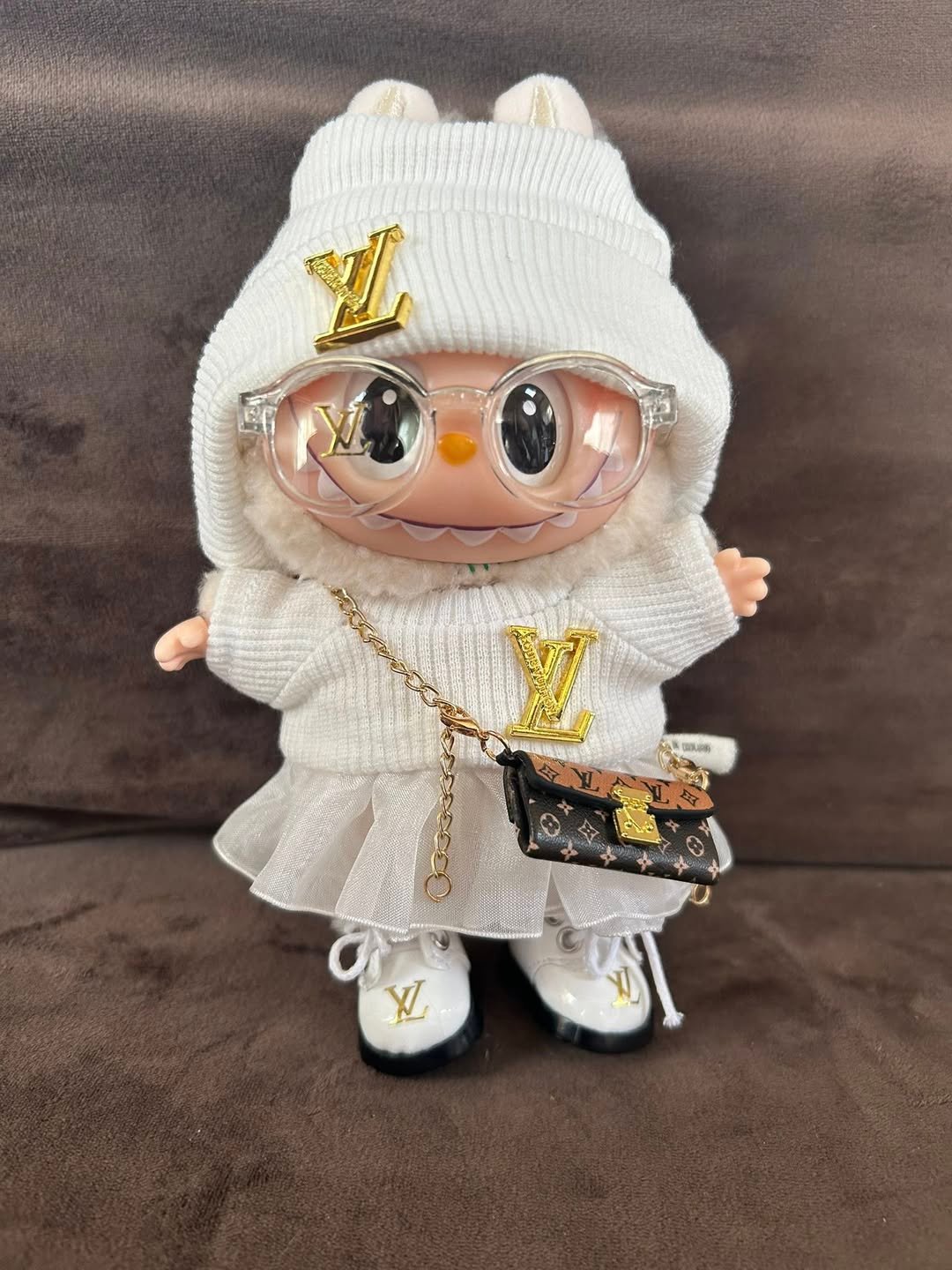 Luxury White Louis Vuitton-inspired Look