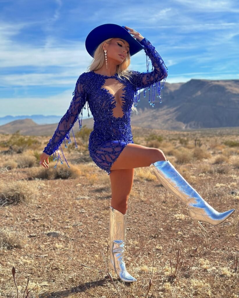 Sapphire Mesh Embellished

