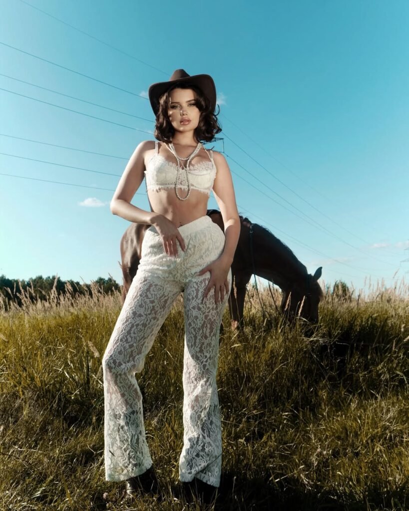 Sheer Prairie Set

