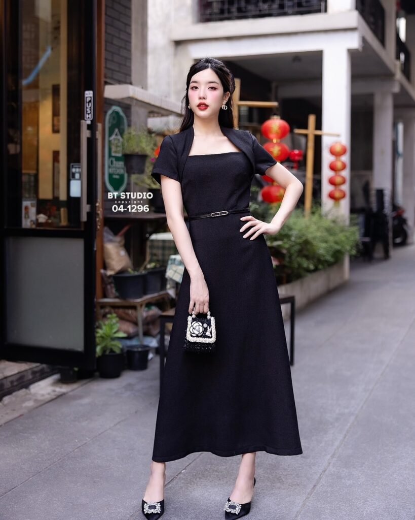 Sleek Crepe Layers