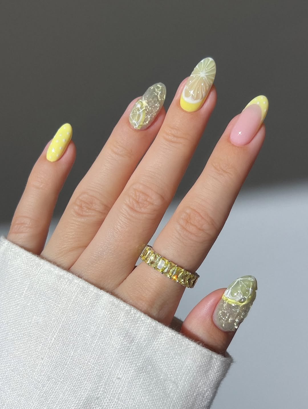 Juicy Lemon Twist Manicure