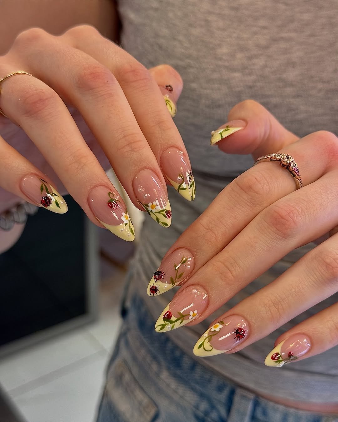 Ladybug Garden French 