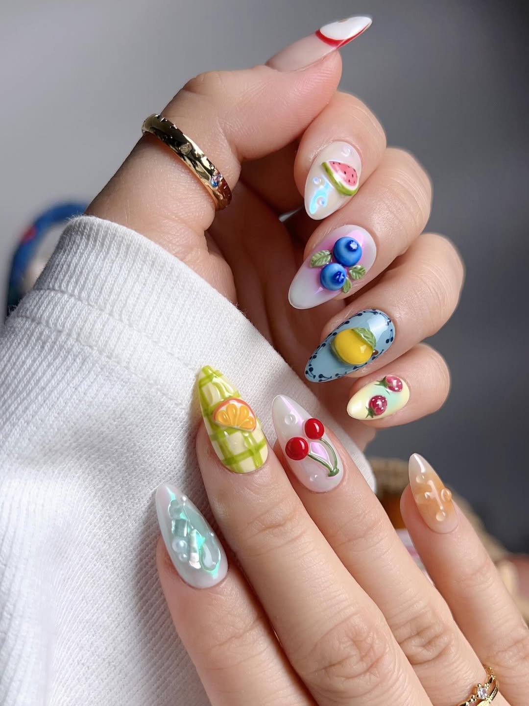 Sculpted Summer Fruitscape