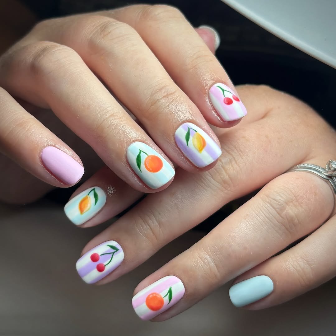 Summer Market on Pastel Tips