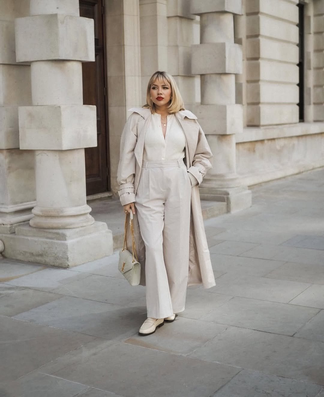  Effortless Cream Elegance